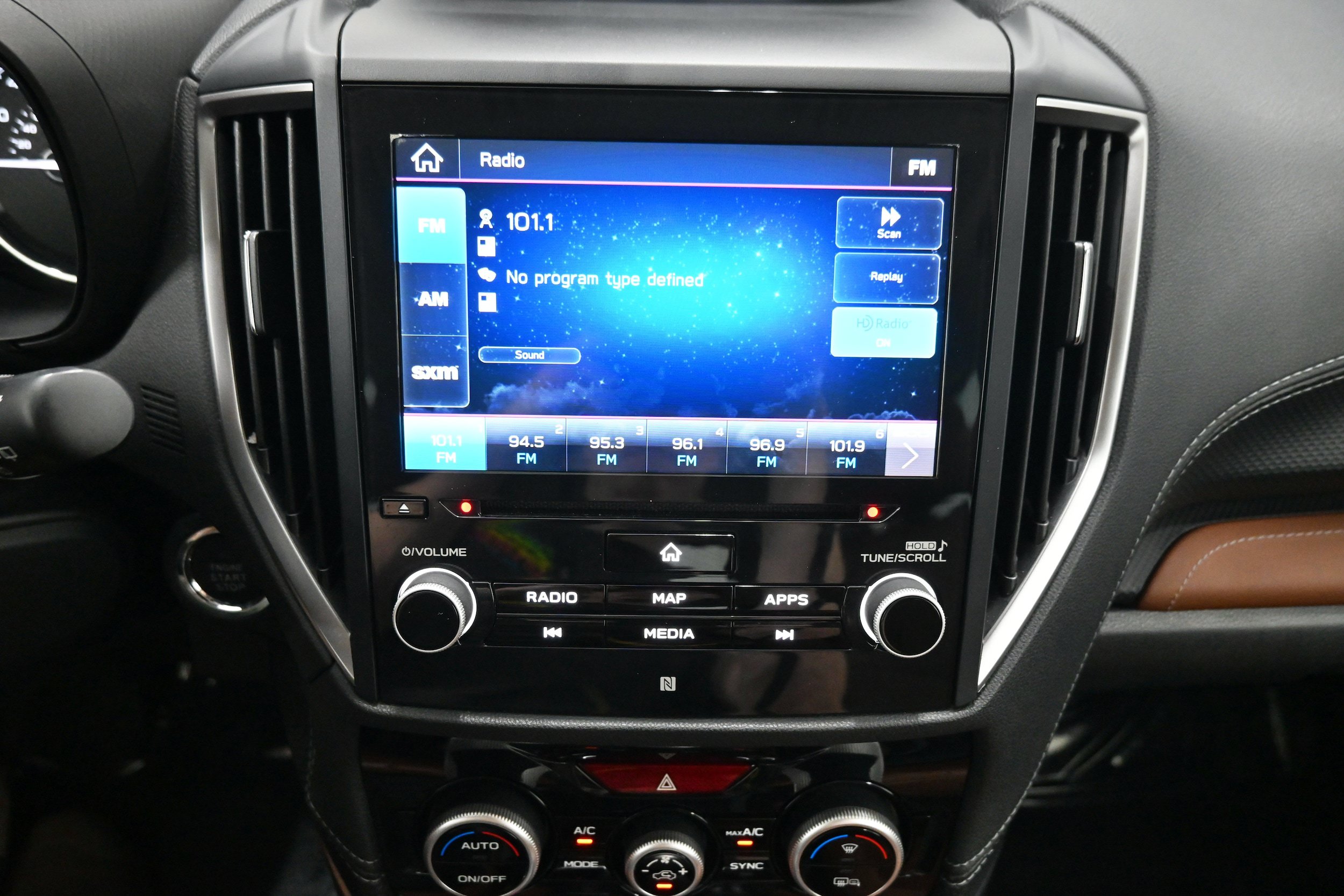 Used 2020 Subaru Forester Touring w/ Popular Package #2 AWD/4WD image 11