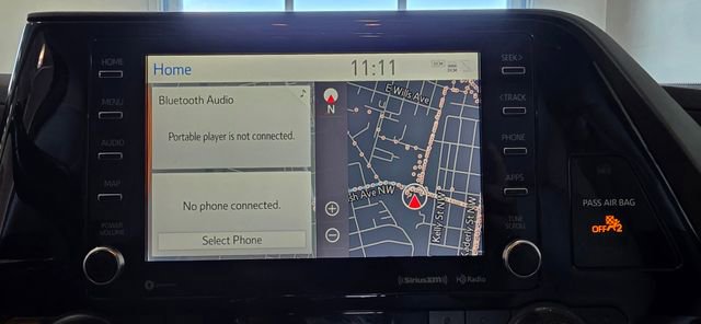 Used 2022 Toyota Highlander XLE image 19