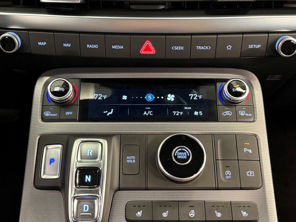 Used 2025 Hyundai Palisade Calligraphy FWD image 22