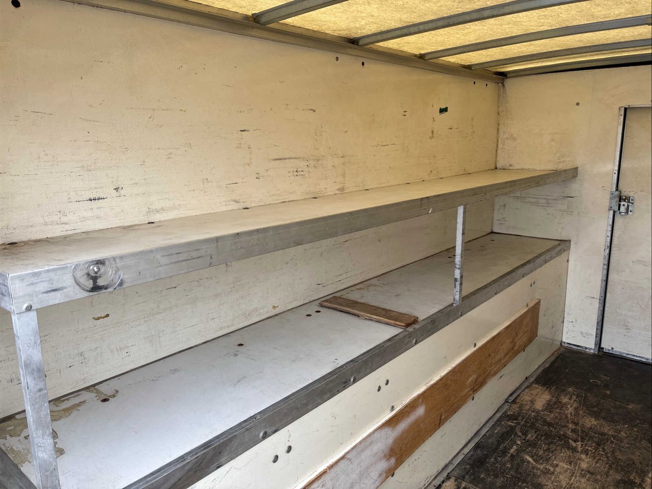 Used 2017 GMC Savana 3500 image 14