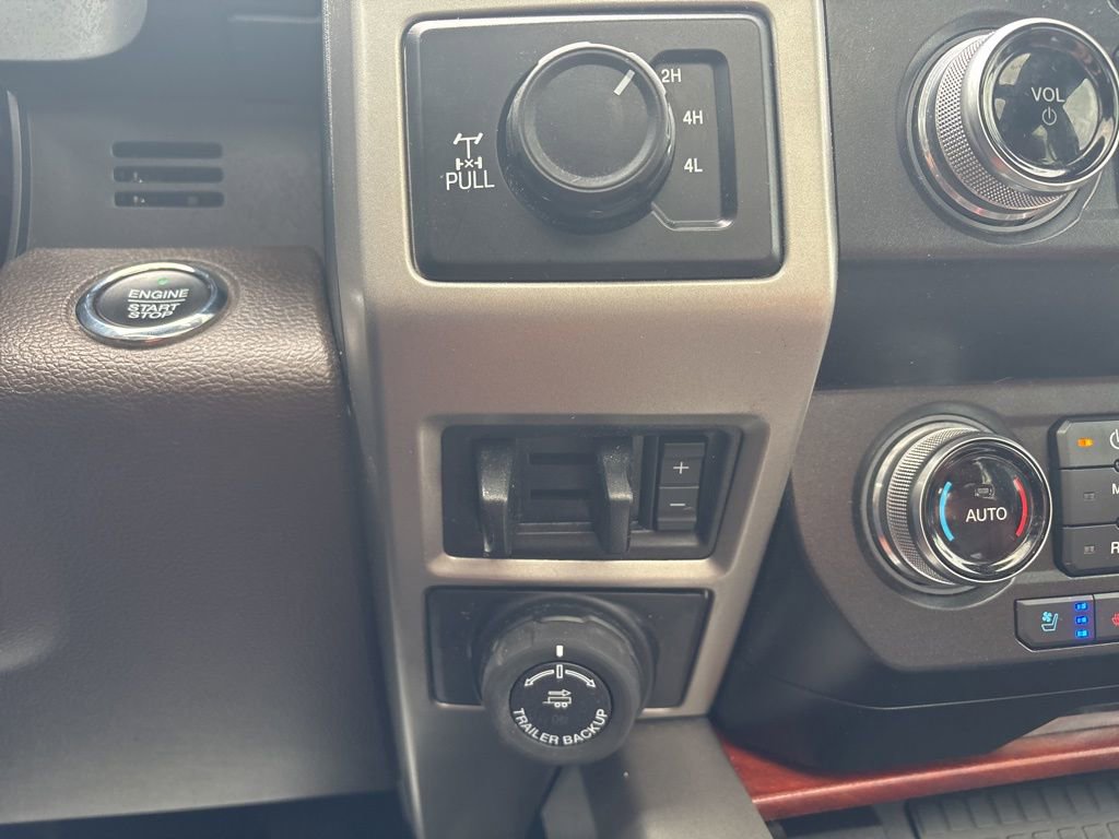 Used 2020 Ford F250 King Ranch w/ King Ranch Ultimate Package AWD/4WD image 24