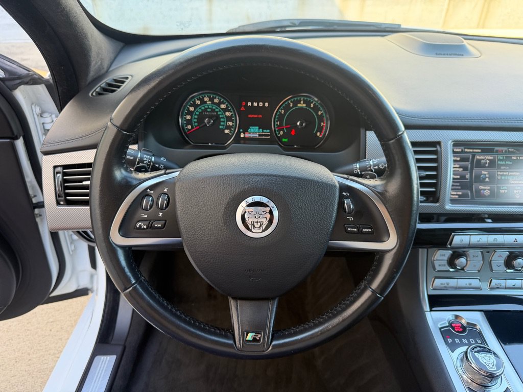 Used 2012 Jaguar XF R RWD image 14
