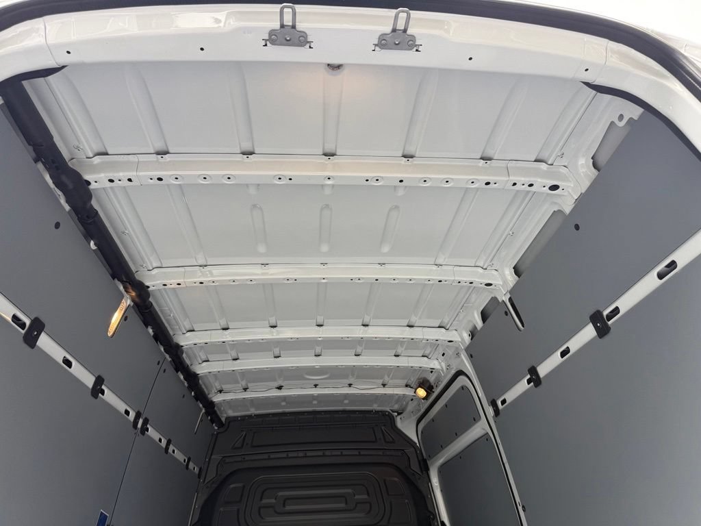 New 2026 Mercedes-Benz Sprinter 2500 image 9