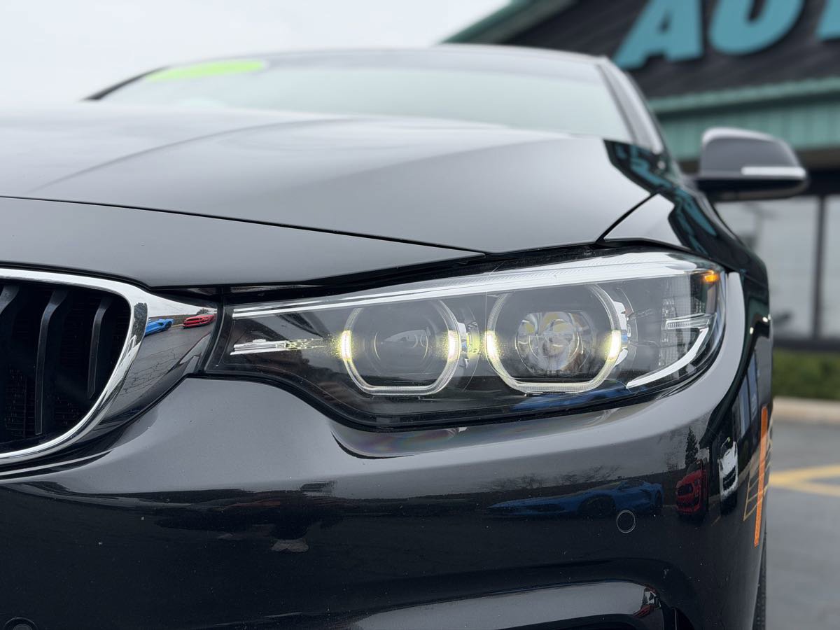Used 2019 BMW 430i xDrive Coupe w/ M Sport Package image 8