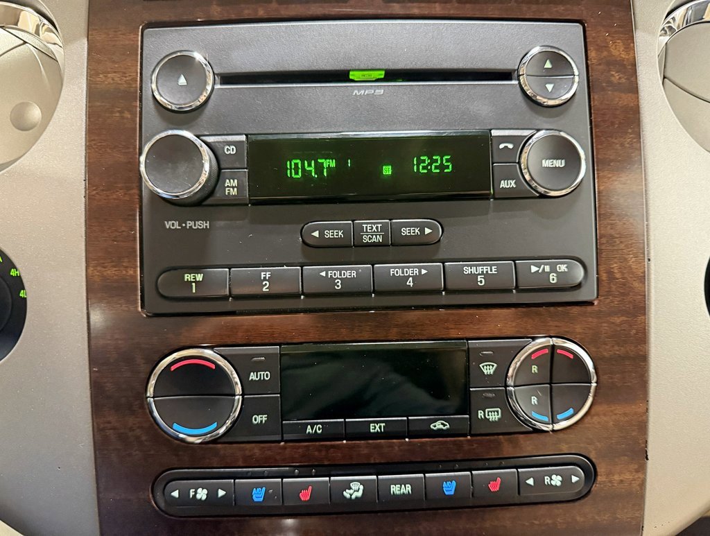 Used 2014 Ford Expedition EL XLT w/ Equipment Group 202A image 18