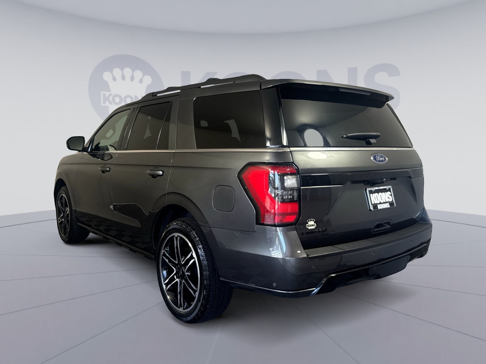 Used 2020 Ford Expedition Limited w/ Equipment Group 303A AWD/4WD image 4