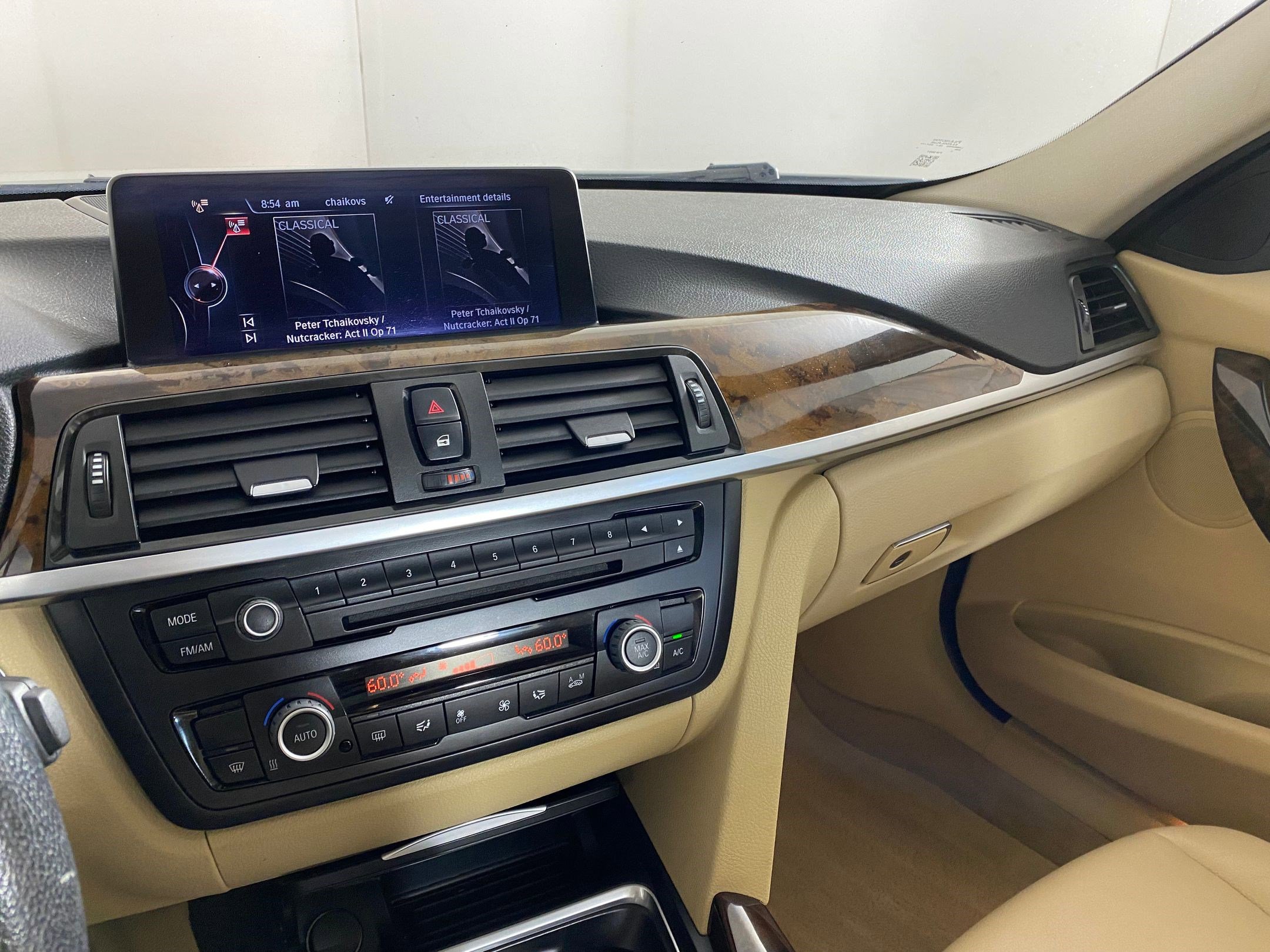 Used 2014 BMW 328i Sedan image 25