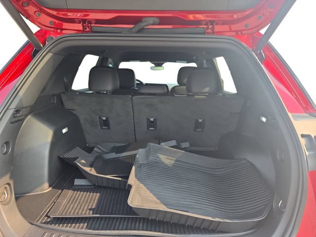 Certified 2025 Chevrolet Equinox LT w/ Convenience Package II FWD image 19