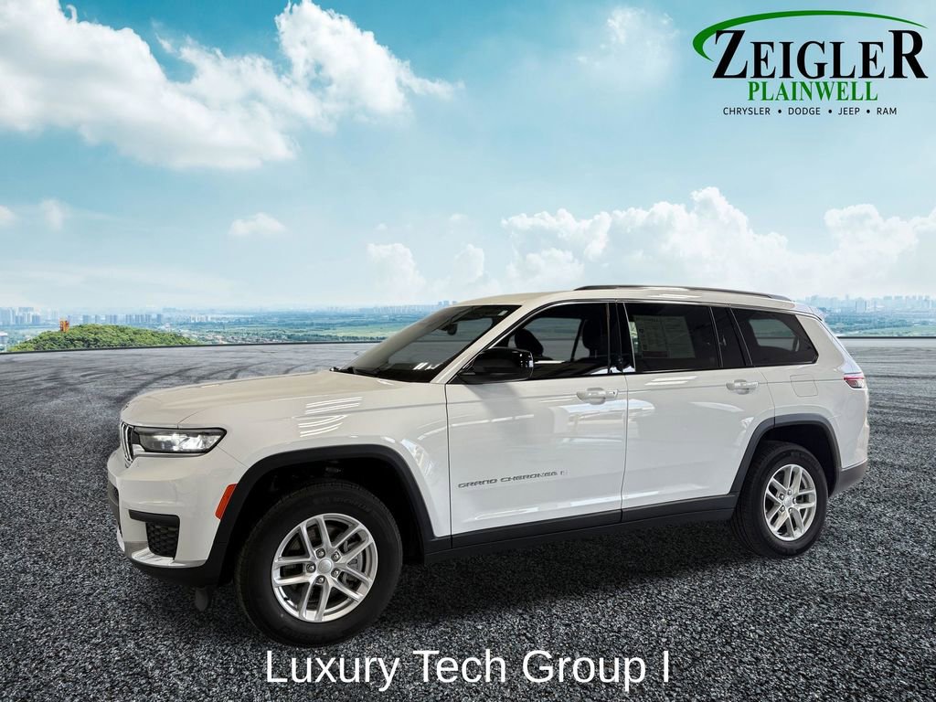 Used 2023 Jeep Grand Cherokee L Laredo w/ Luxury Tech Group I image 2