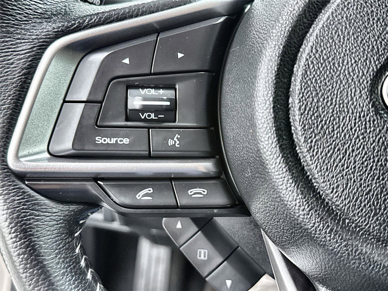 Used 2020 Subaru Outback Premium AWD/4WD image 16