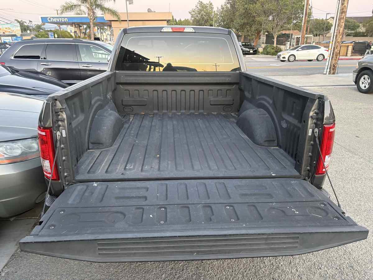 Used 2017 Ford F150 XL w/ Equipment Group 101A Mid RWD image 6