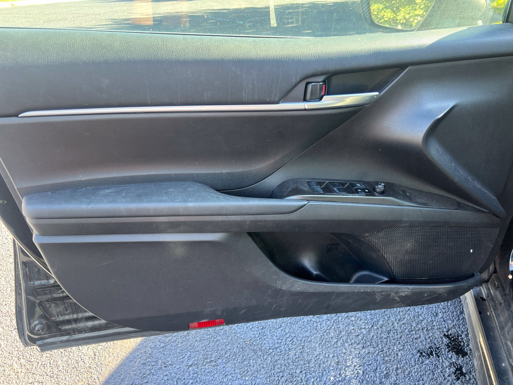 Used 2022 Toyota Camry SE FWD image 10