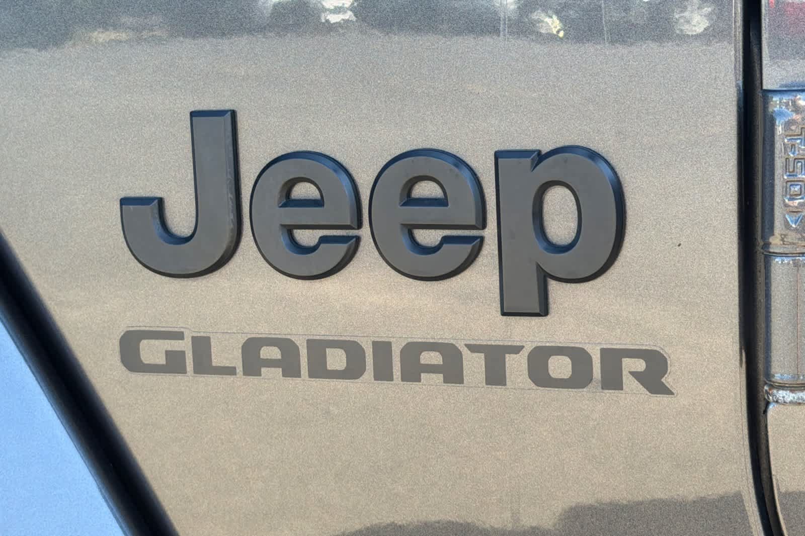 Used 2021 Jeep Gladiator Sport AWD/4WD image 12
