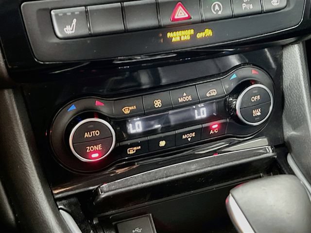 Used 2017 INFINITI QX30 Premium w/ Navigation Package FWD image 18