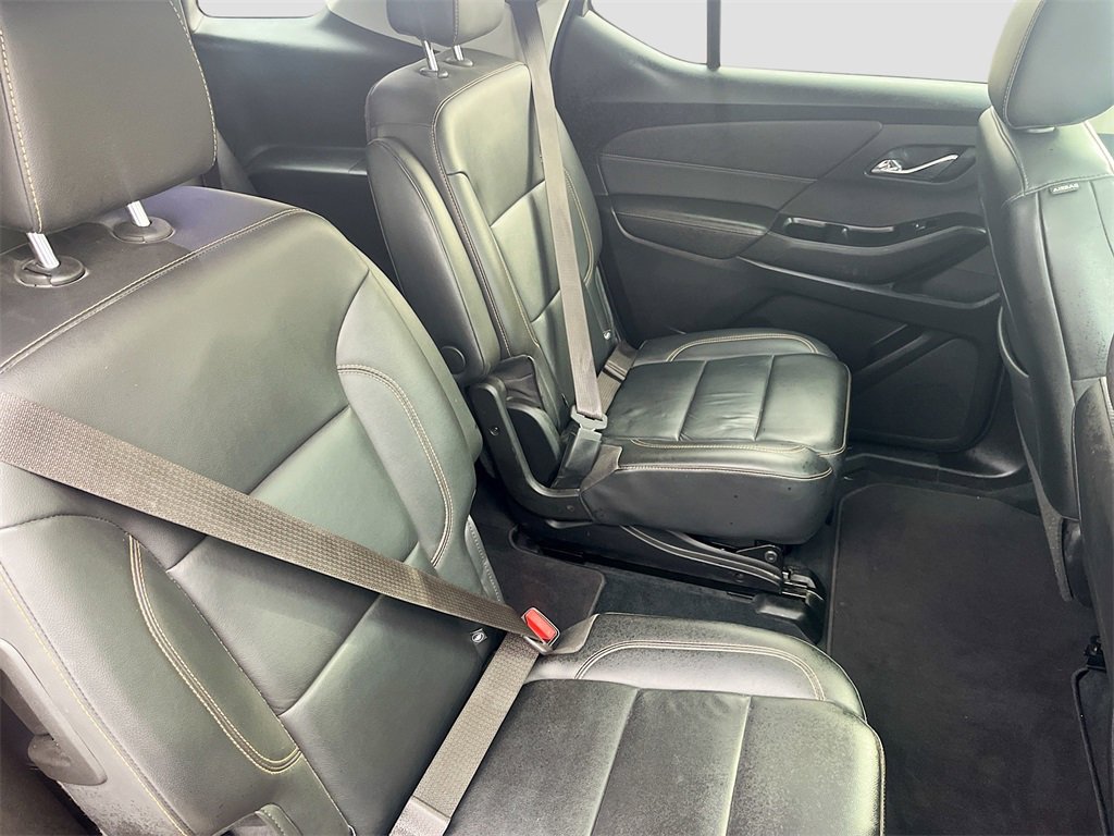 Used 2021 Chevrolet Traverse RS image 30