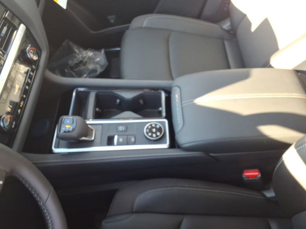 New 2026 Nissan Pathfinder SL image 15