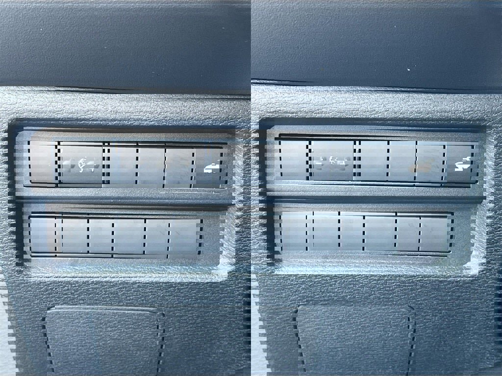 New 2025 Mitsubishi Outlander SE image 10