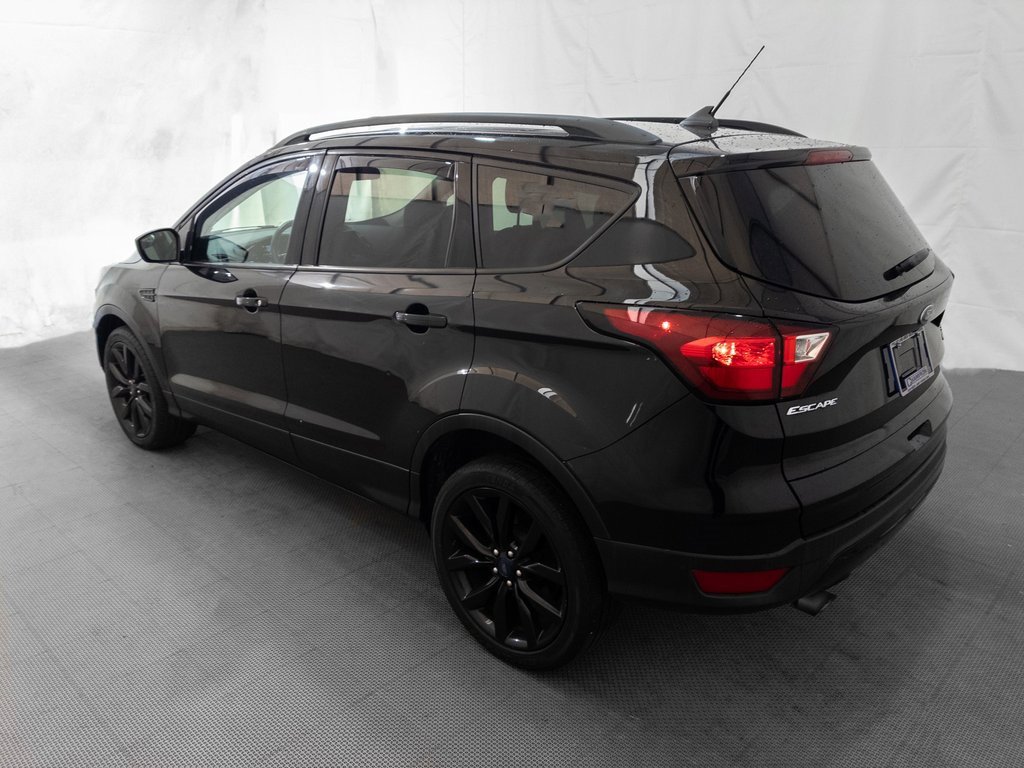 Used 2019 Ford Escape SE image 4