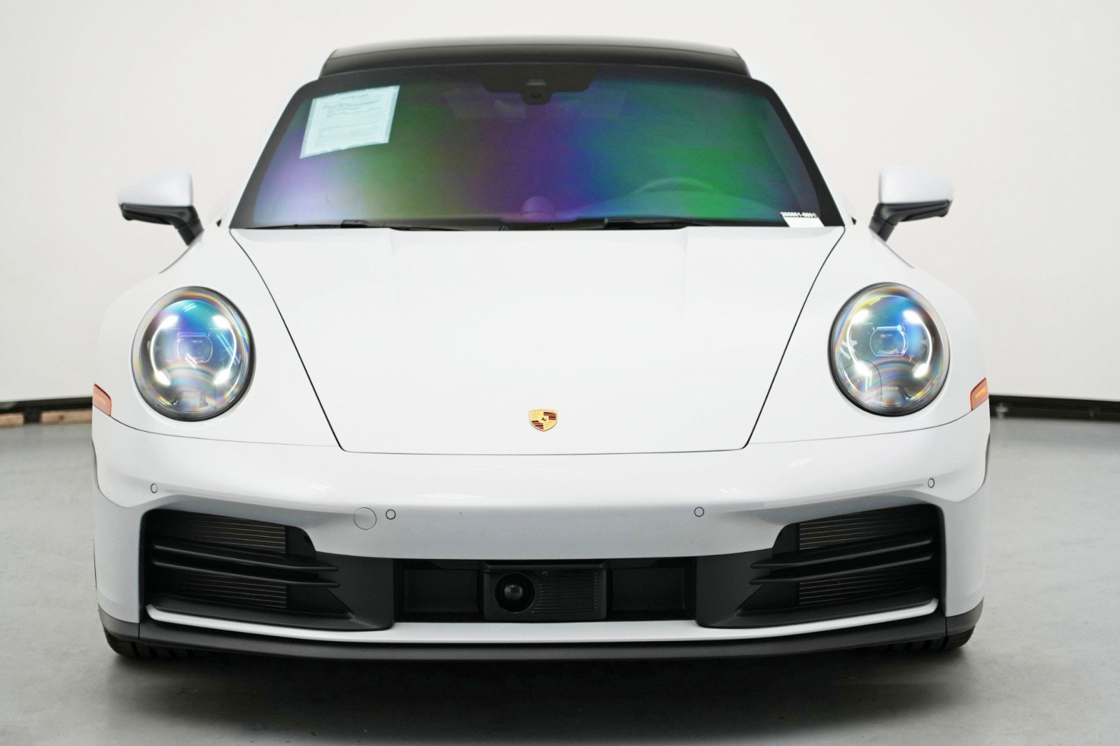 Used 2025 Porsche 911 Carrera RWD image 41