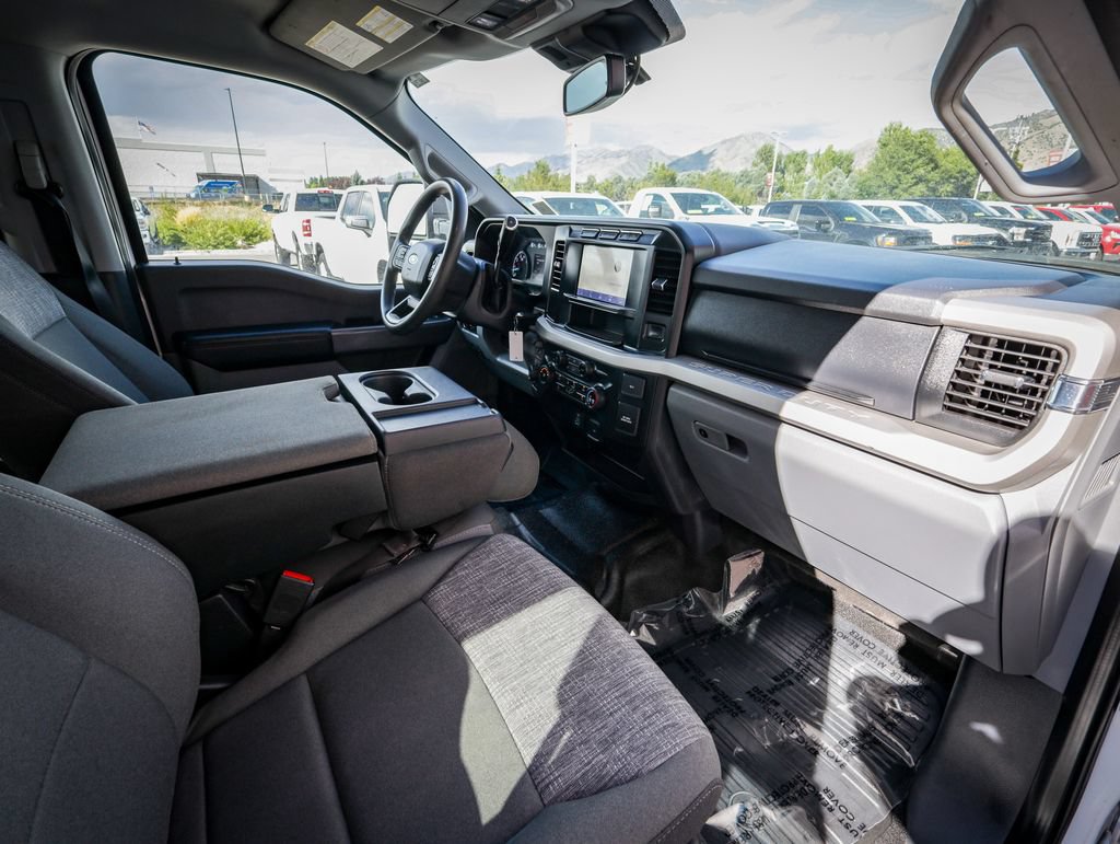 Used 2023 Ford F350 XLT w/ FX4 Off-Road Package AWD/4WD image 22