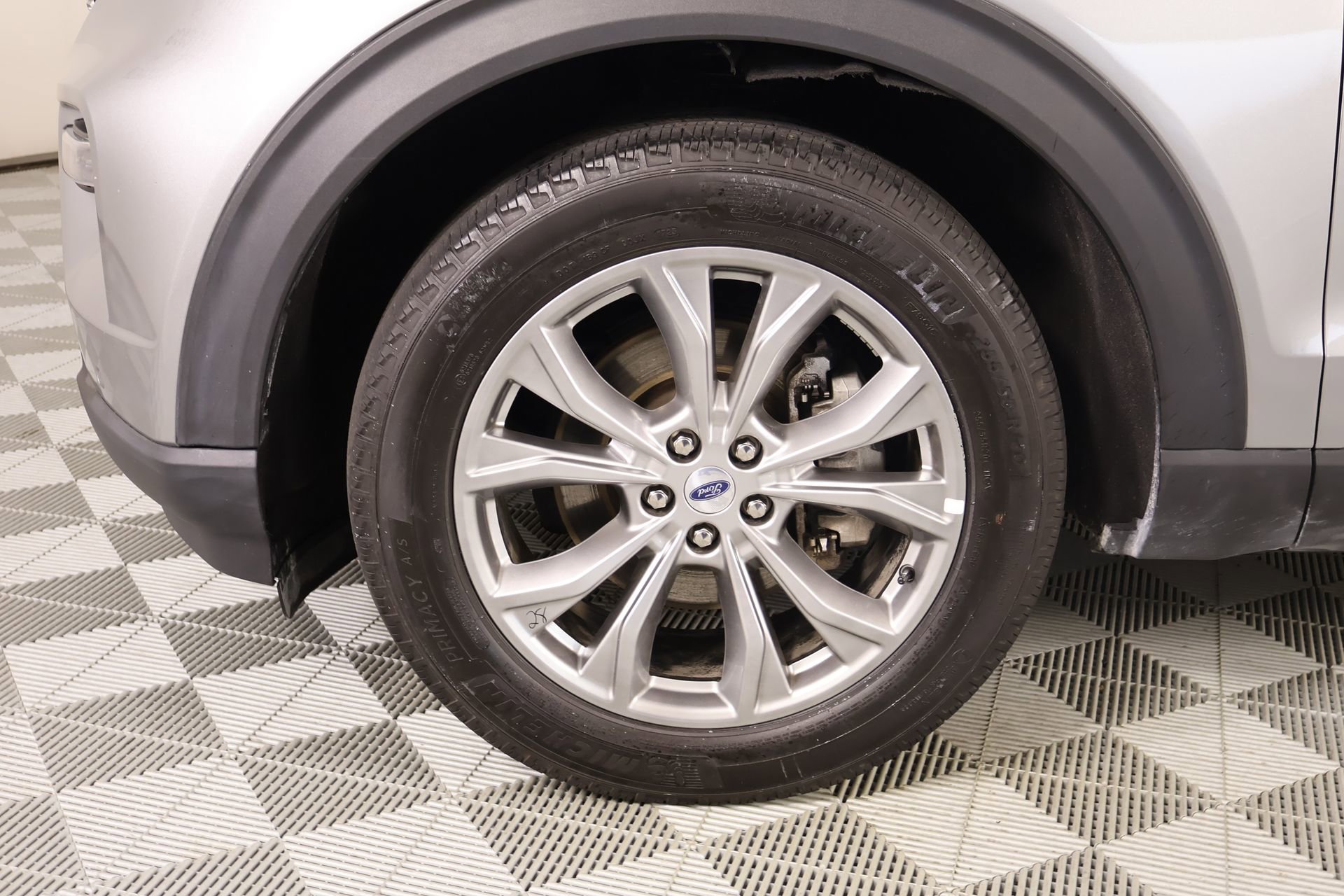 Used 2023 Ford Explorer Limited image 19