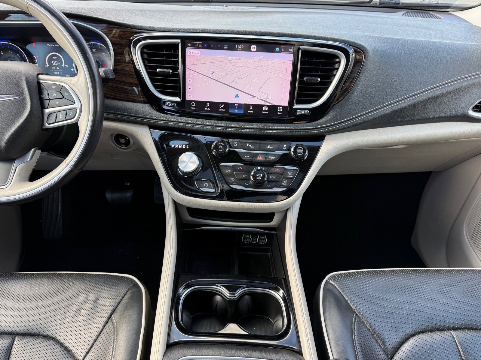 Used 2021 Chrysler Pacifica Limited image 23