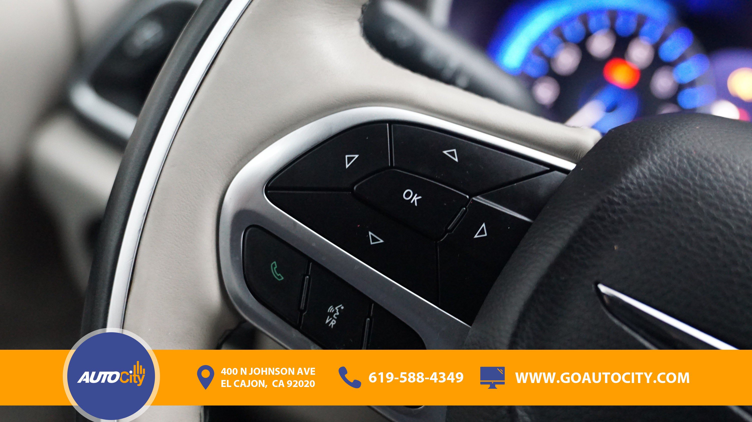 Used 2017 Chrysler Pacifica Limited w/ Advanced Safetytec Group FWD image 21