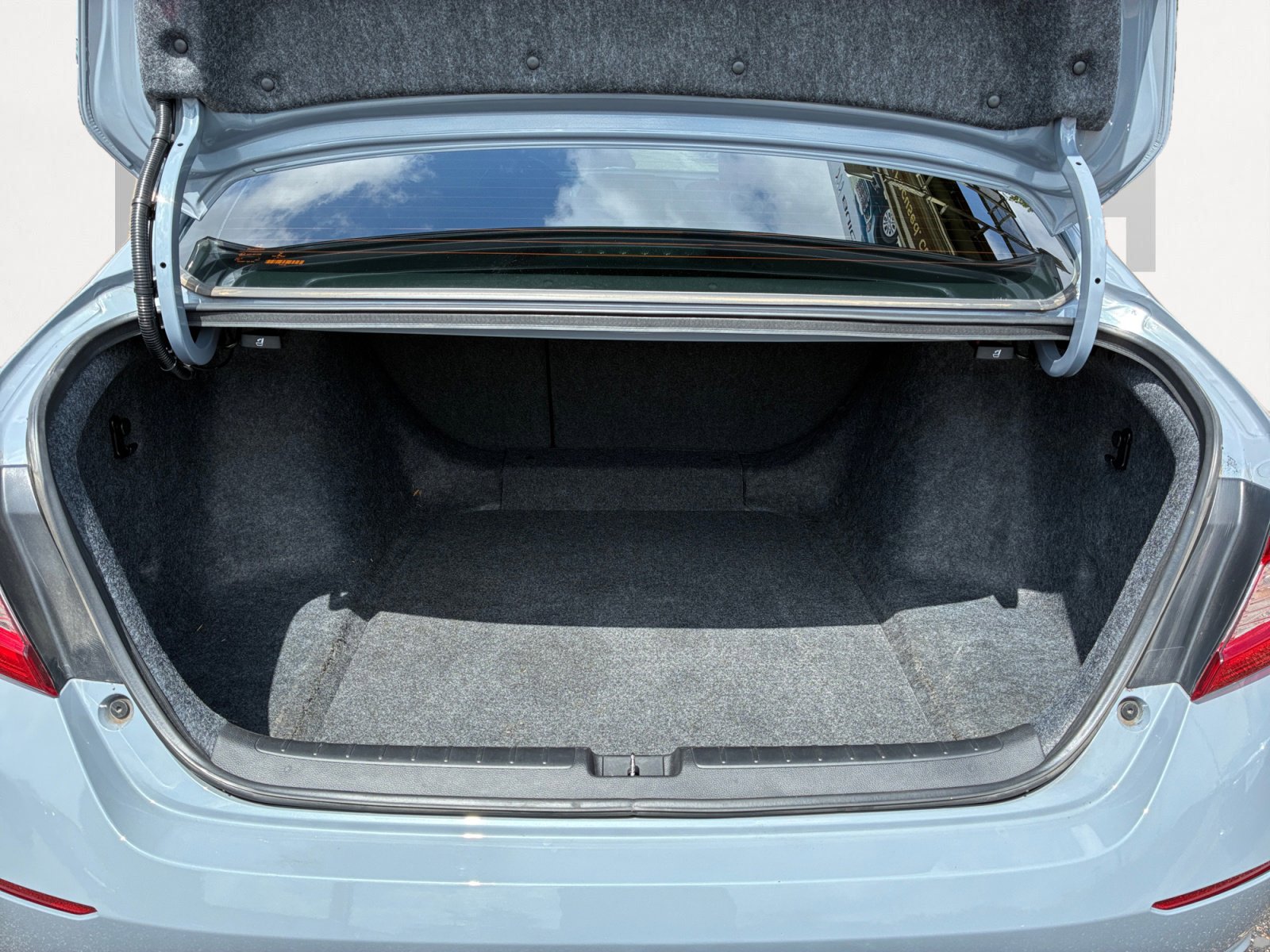 Used 2022 Honda Accord Sport image 12