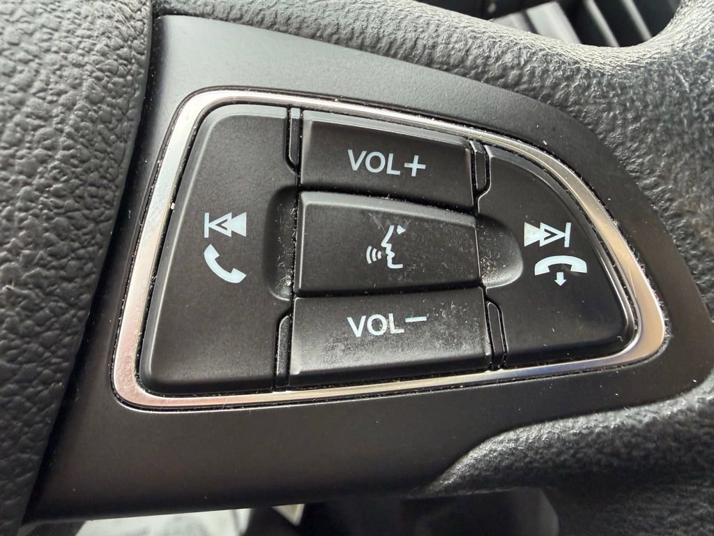 Used 2018 Ford Escape SE image 17