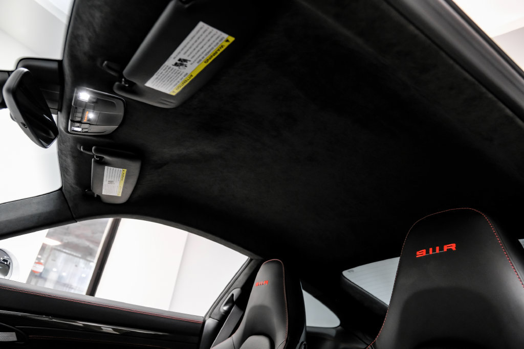 Used 2016 Porsche 911 R RWD image 35