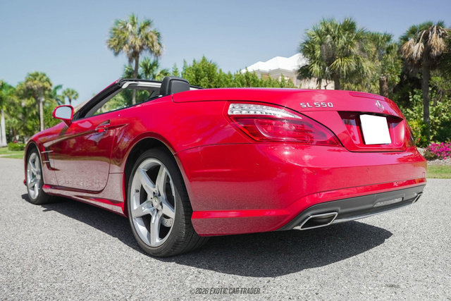 Used 2013 Mercedes-Benz SL 550 image 6