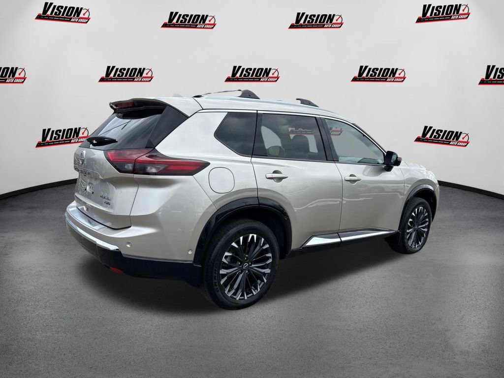Certified 2025 Nissan Rogue Platinum image 5