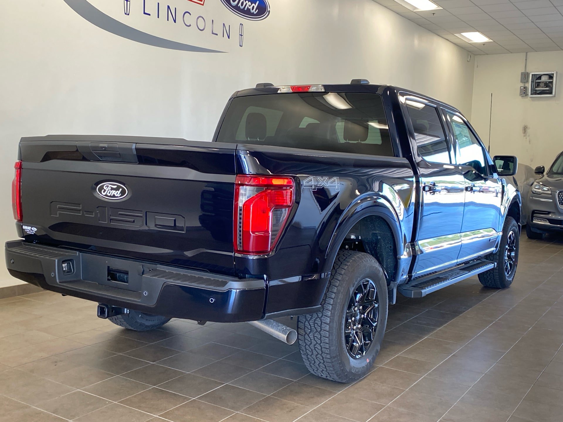 New 2026 Ford F150 XLT w/ Mobile Office Package AWD/4WD image 7