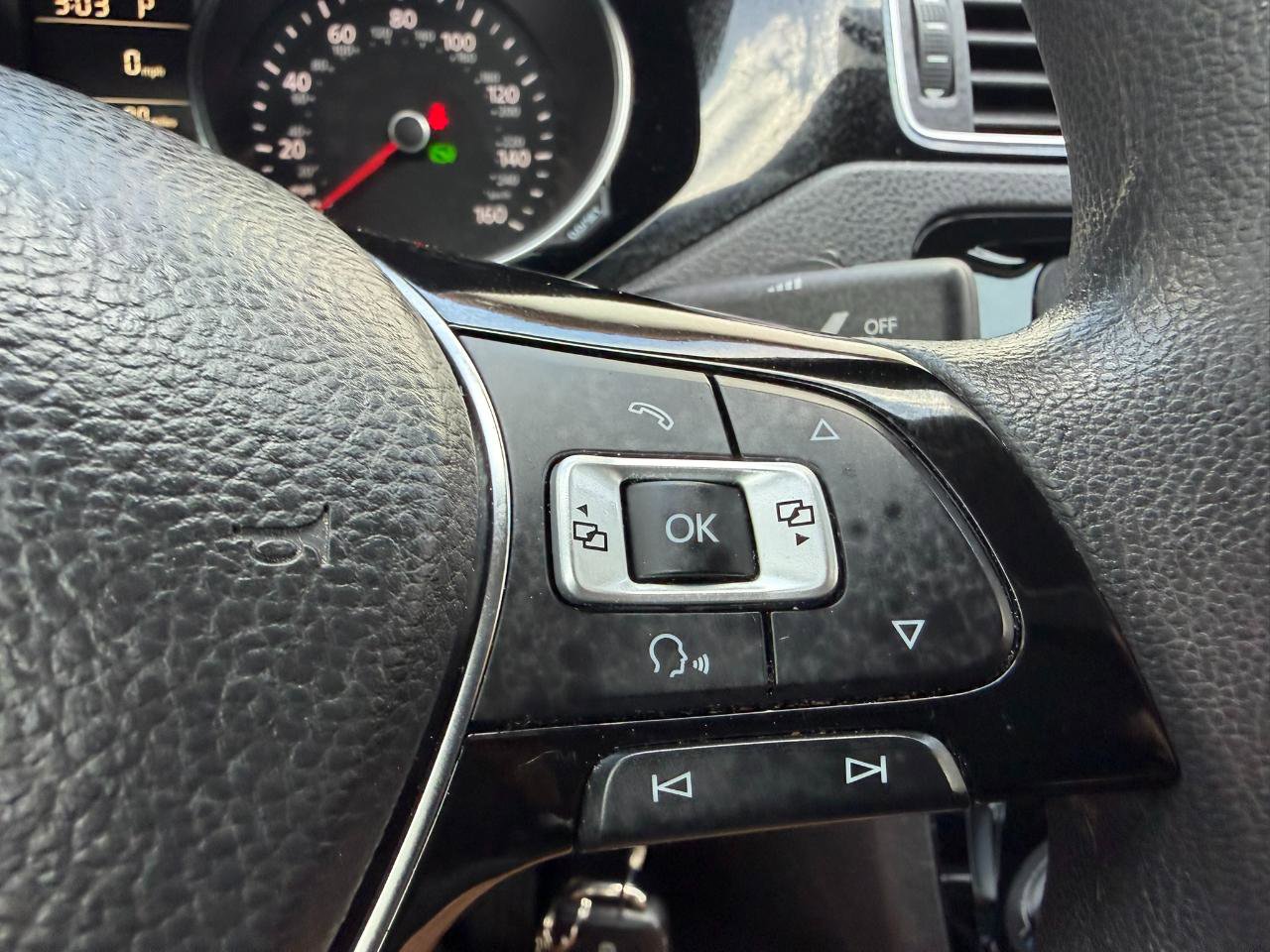 Used 2015 Volkswagen Jetta TDI S image 22