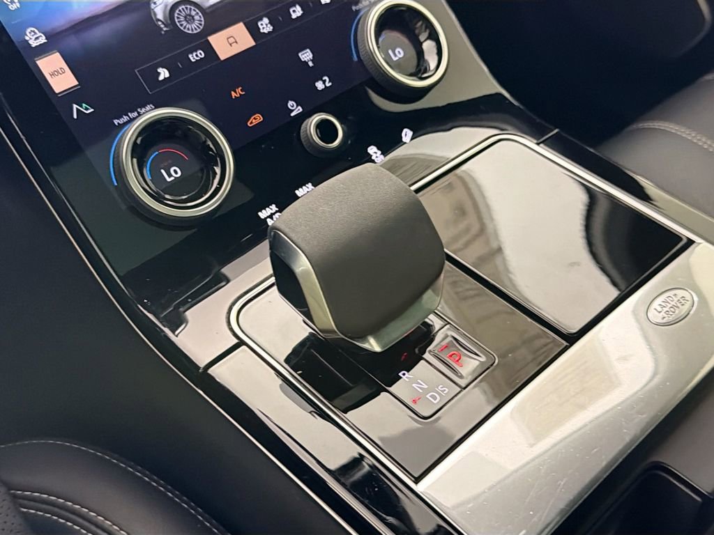 Certified 2023 Land Rover Range Rover Velar R-Dynamic S AWD/4WD image 17