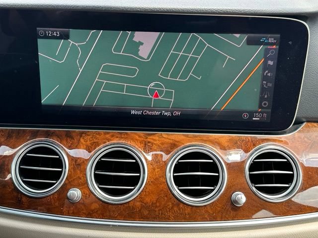 Certified 2019 Mercedes-Benz E 300 4MATIC image 26