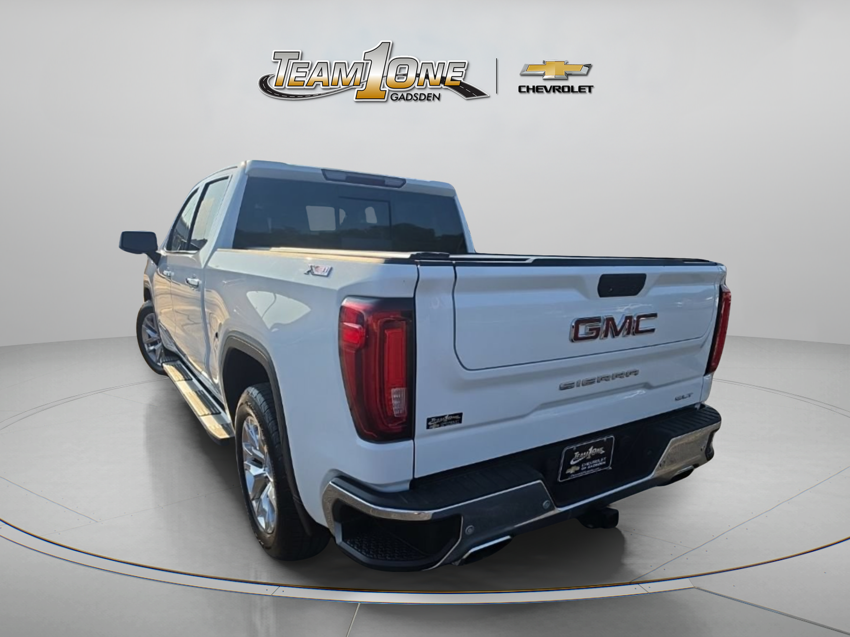 Used 2020 GMC Sierra 1500 SLT w/ SLT Premium Plus Package AWD/4WD image 6
