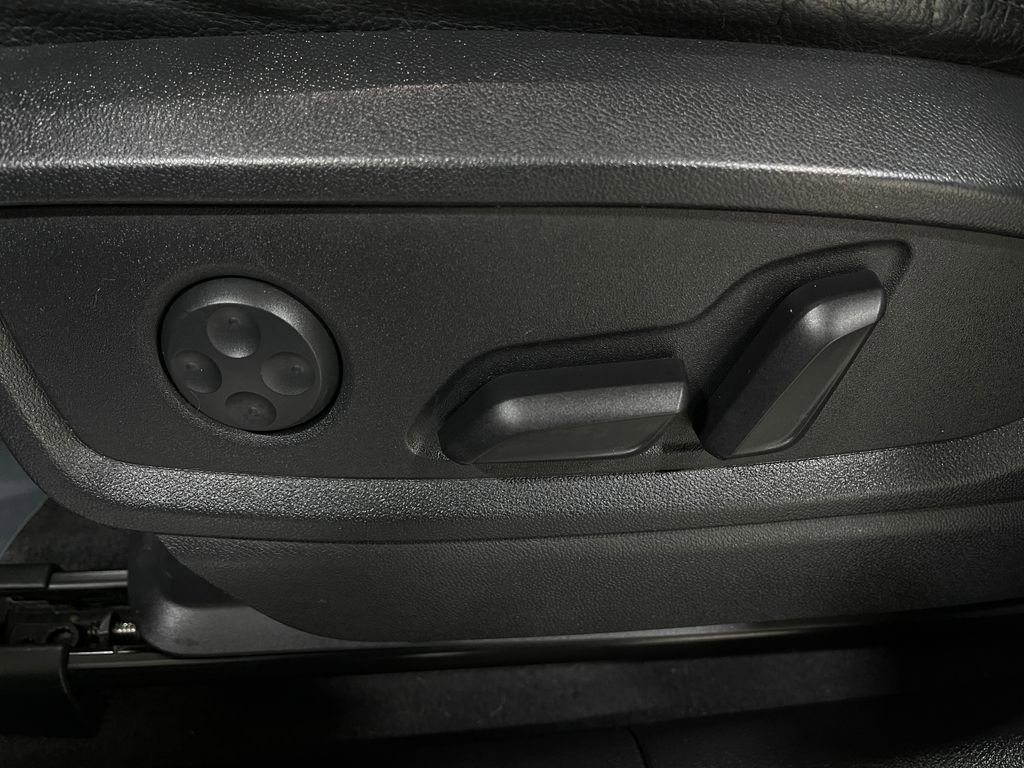 Used 2018 Audi Q5 2.0T Premium Plus w/ Premium Plus Package image 18