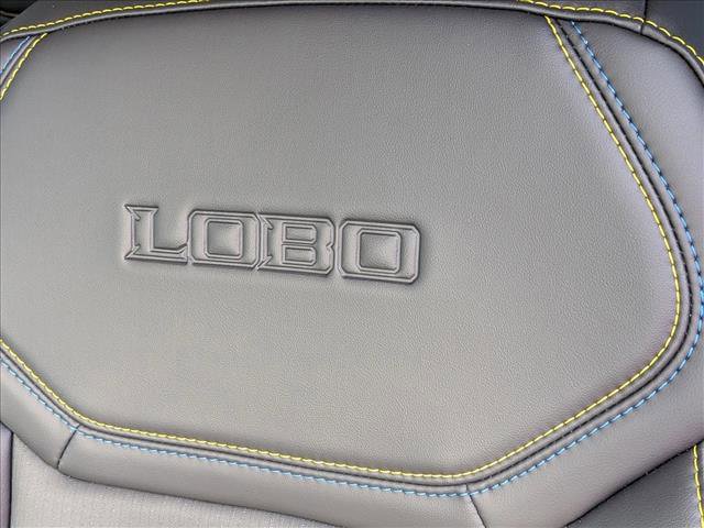 Used 2025 Ford Maverick Lobo AWD/4WD image 13