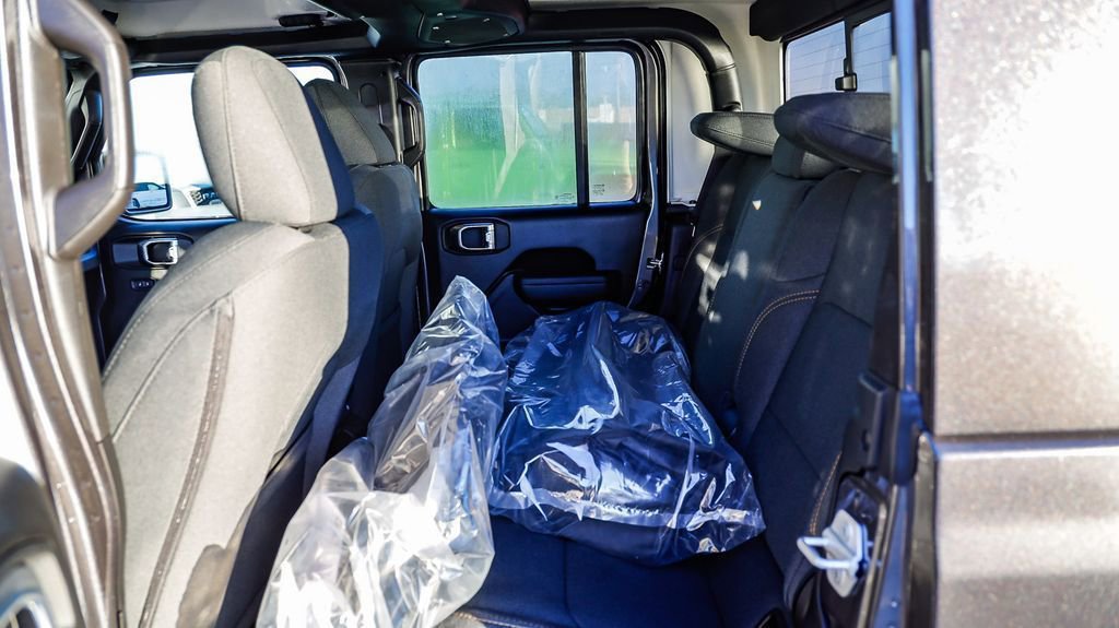 New 2026 Jeep Gladiator Sport image 20