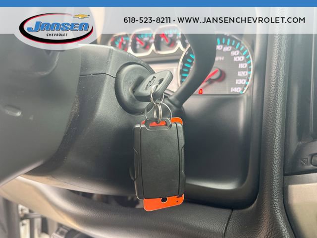 Used 2016 Chevrolet Silverado 2500 LT w/ LT Convenience Package AWD/4WD image 16