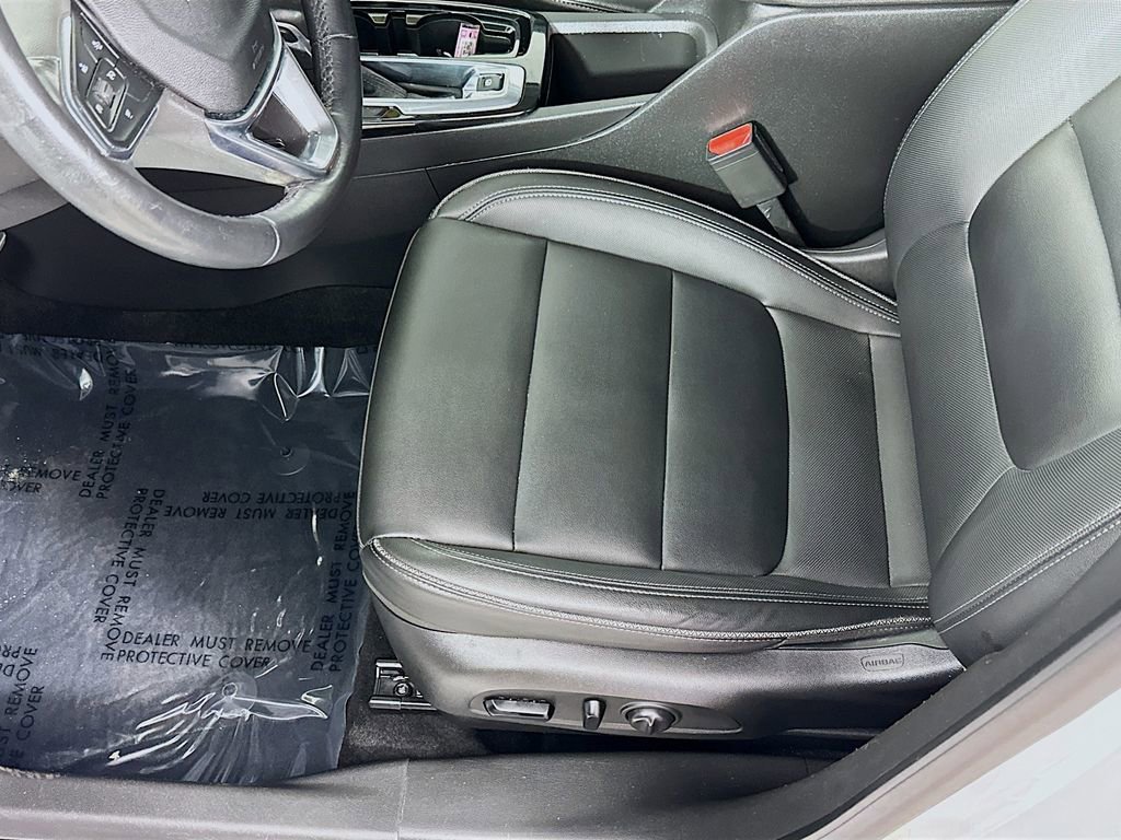 Used 2021 Chevrolet TrailBlazer LT w/ Premium Seating Package FWD image 28