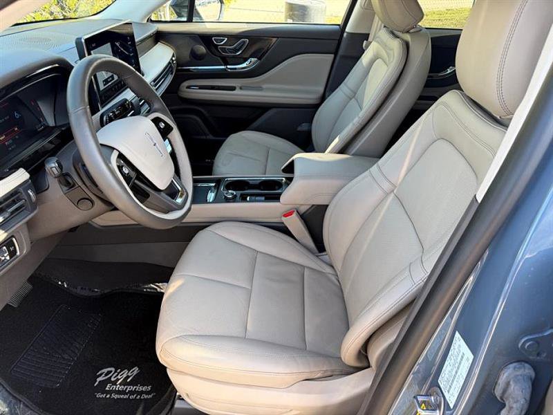 Used 2024 Lincoln Corsair Grand Touring w/ Equipment Group 301A image 12