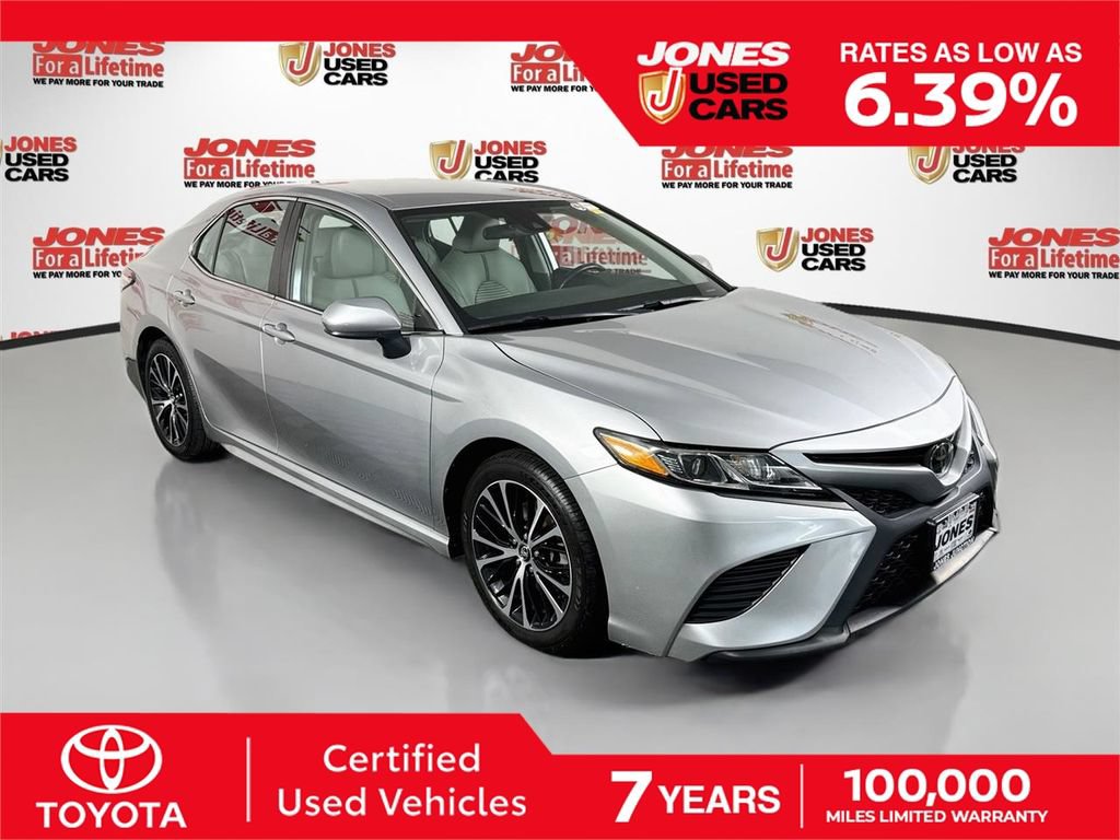 Used 2020 Toyota Camry SE FWD video 1