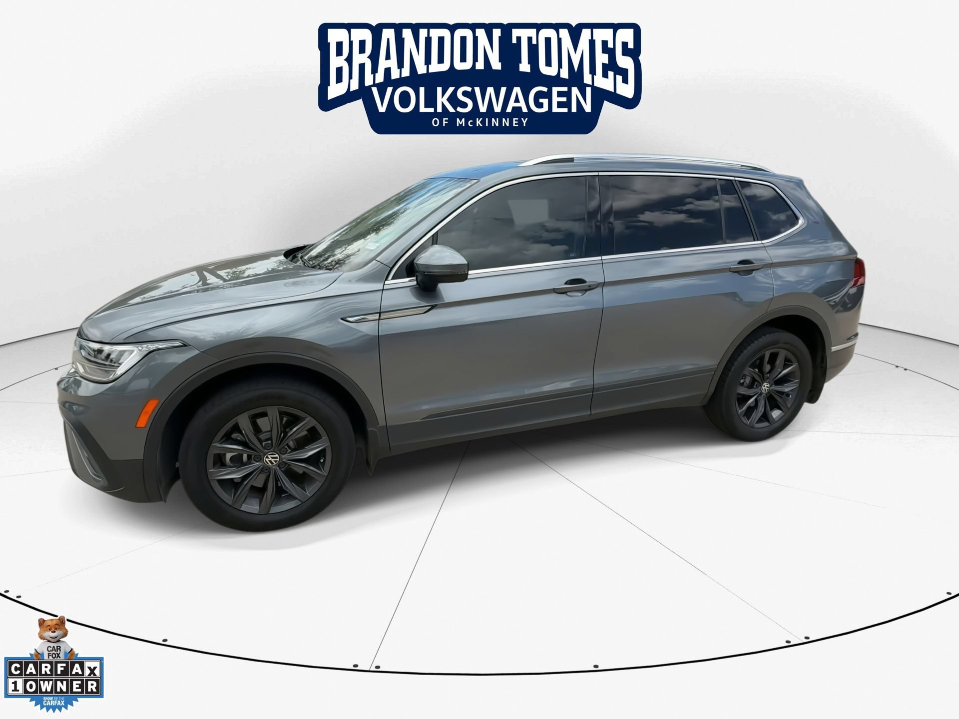 Used 2022 Volkswagen Tiguan SE FWD image 4