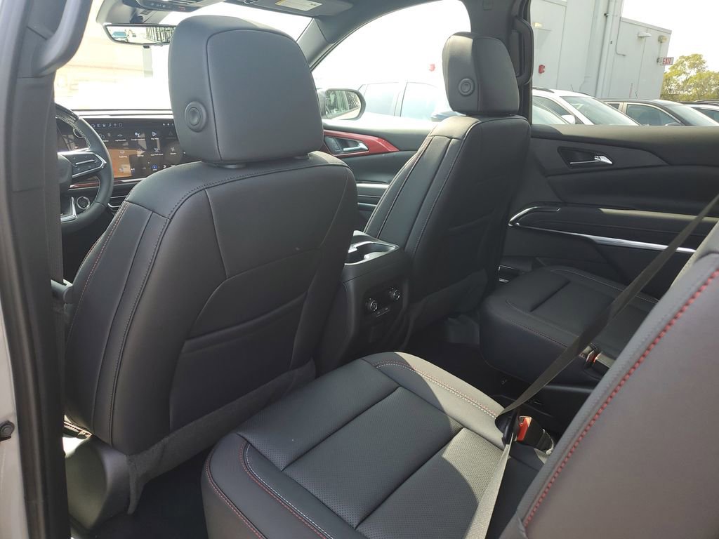 New 2026 Chevrolet Traverse Z71 w/ Enhanced Driving Package AWD/4WD image 15