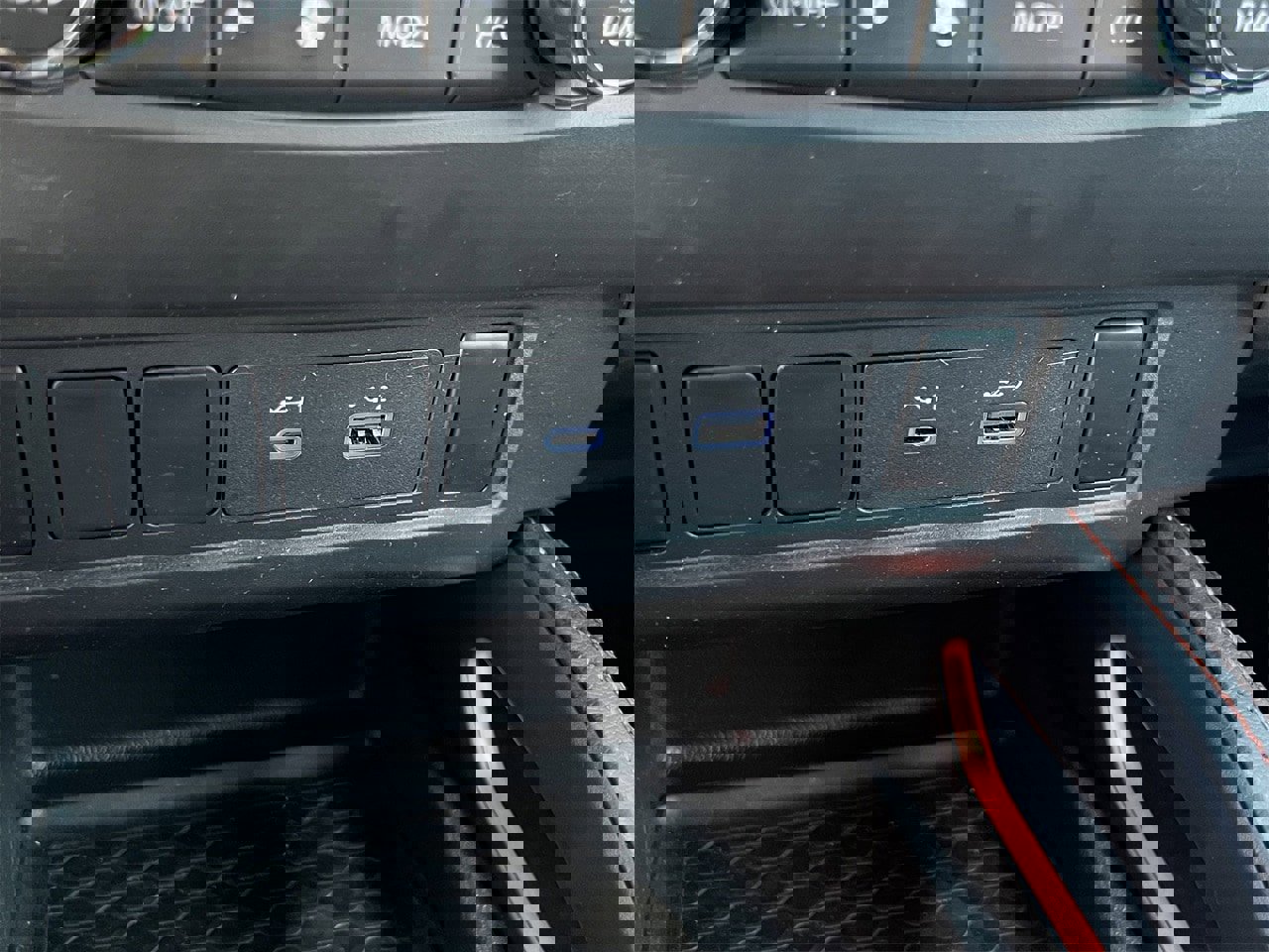 Certified 2024 Nissan Frontier PRO-4X w/ Off-Road Protection Package image 20