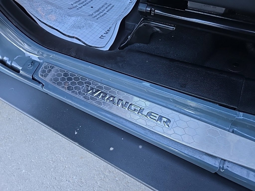 Used 2024 Jeep Wrangler Sport image 48