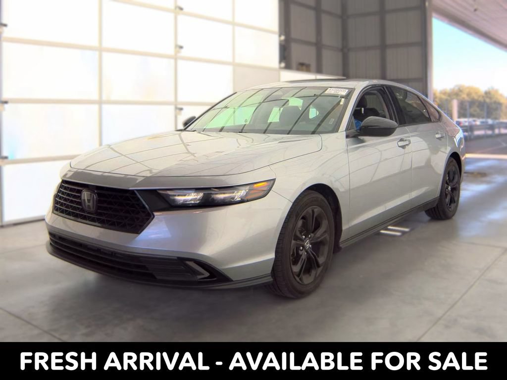 Used 2025 Honda Accord SE image 3