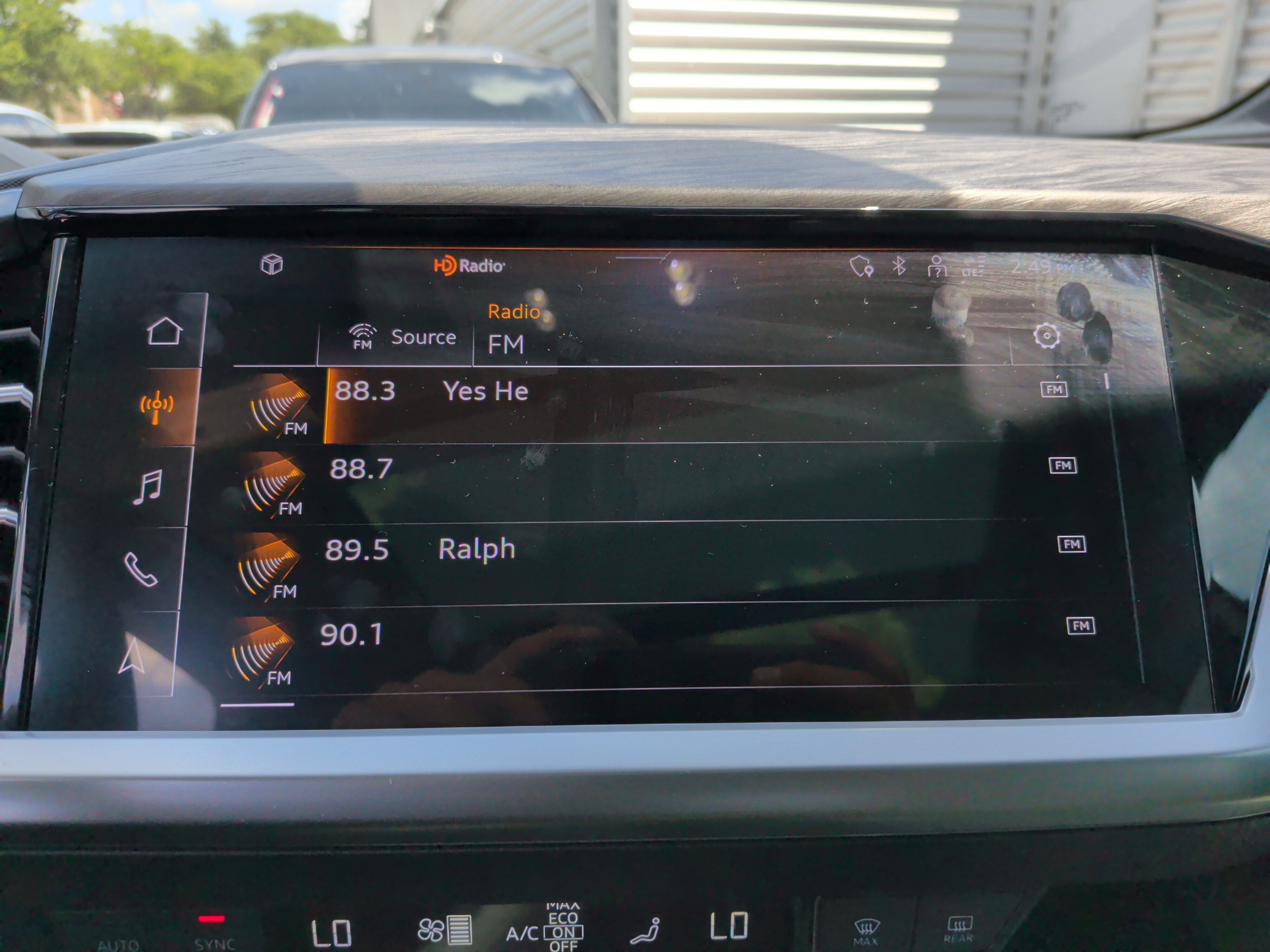 Certified 2024 Audi Q4 e-tron Premium Plus AWD/4WD image 22